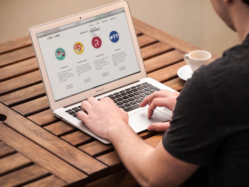 Laptop Screen Repair in Houston