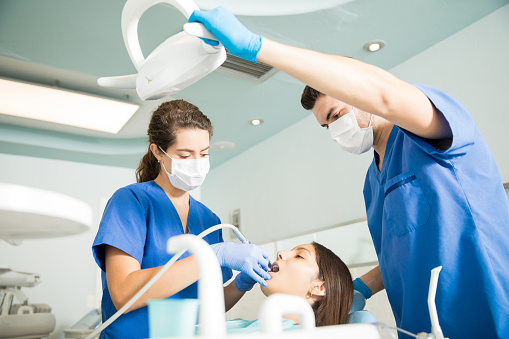 teeth whitening dentist