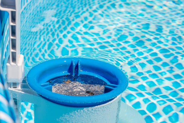 pool cleaning services